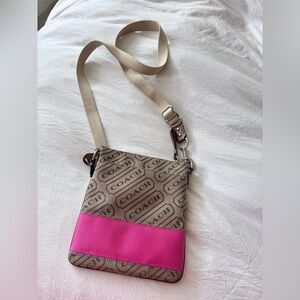 Vtg Coach Tan and Pink Crossbody Bag